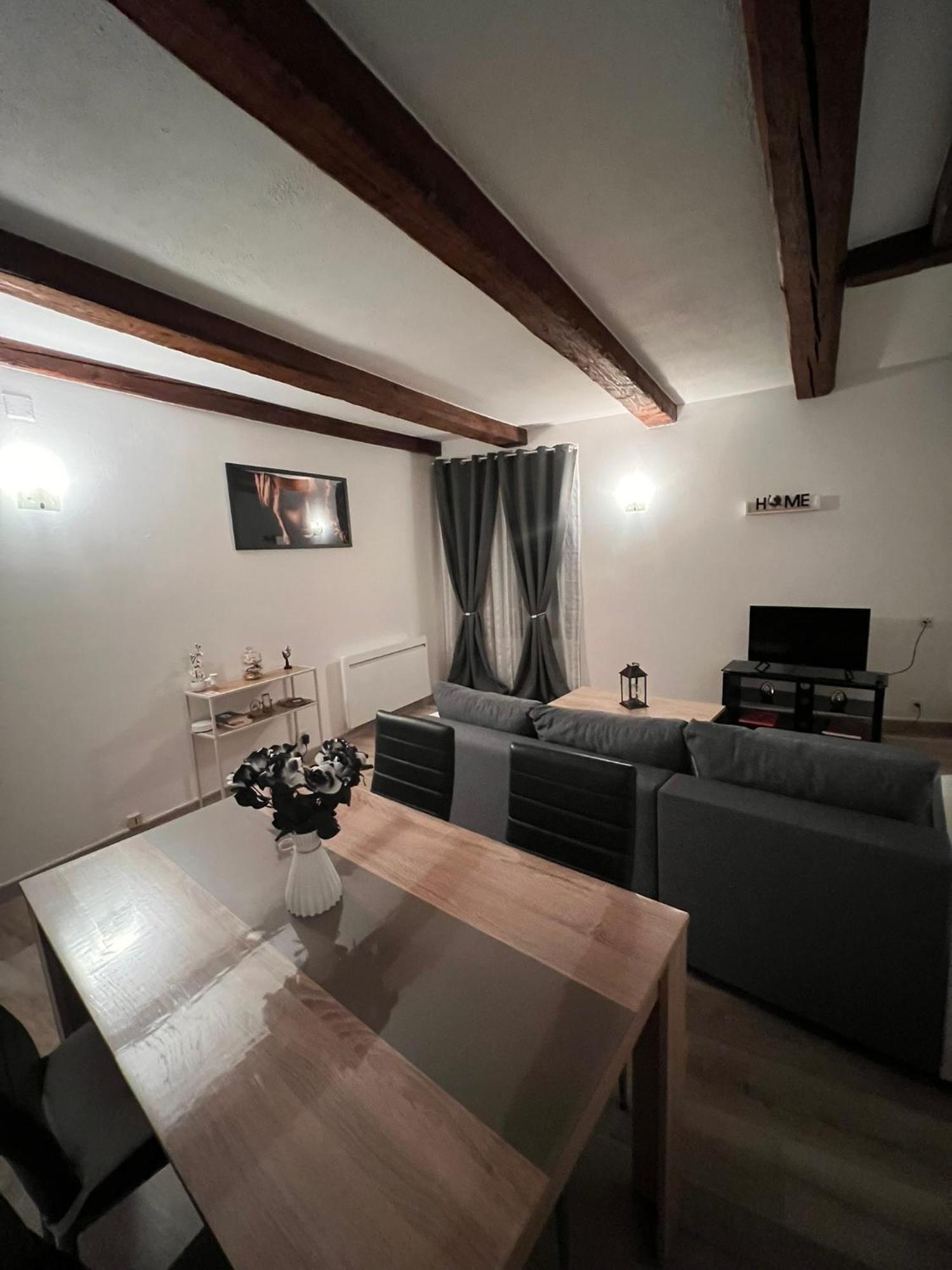 Spacieux Logement Grandvillars Kültér fotó